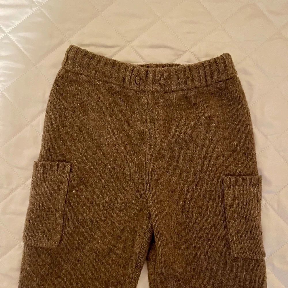 OshKosh B'gosh Brown Knit Joggers for Kids NWOT Size 5T